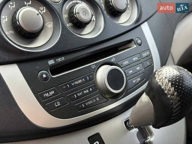 Серый Мицубиси Грандис, объемом двигателя 2.38 л и пробегом 220 тыс. км за 5700 $, фото 47 на Automoto.ua