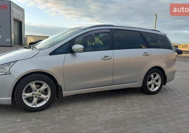 Сірий Міцубісі Грандіс, об'ємом двигуна 2.38 л та пробігом 296 тис. км за 7000 $, фото 8 на Automoto.ua