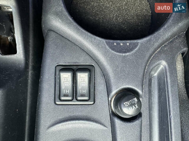 Сірий Міцубісі Грандіс, об'ємом двигуна 2.38 л та пробігом 207 тис. км за 6700 $, фото 39 на Automoto.ua