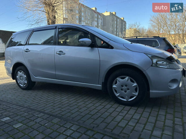 Серый Мицубиси Грандис, объемом двигателя 2.4 л и пробегом 276 тыс. км за 6800 $, фото 6 на Automoto.ua