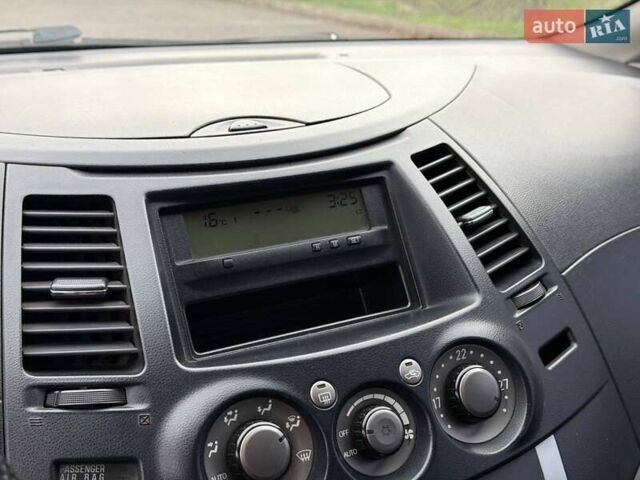 Серый Мицубиси Грандис, объемом двигателя 2.38 л и пробегом 220 тыс. км за 5700 $, фото 45 на Automoto.ua