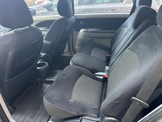 Серый Мицубиси Грандис, объемом двигателя 2.4 л и пробегом 191 тыс. км за 6865 $, фото 6 на Automoto.ua