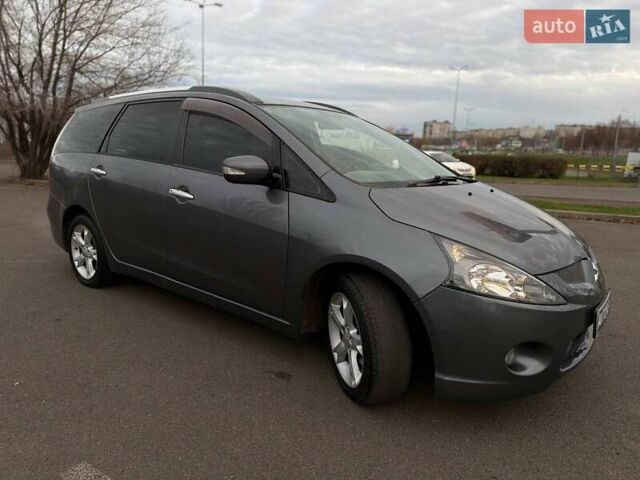 Серый Мицубиси Грандис, объемом двигателя 2.38 л и пробегом 220 тыс. км за 5700 $, фото 15 на Automoto.ua