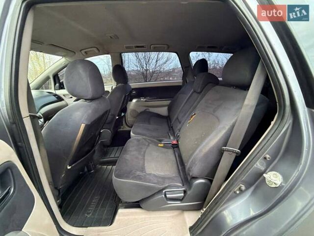 Серый Мицубиси Грандис, объемом двигателя 2.38 л и пробегом 220 тыс. км за 5700 $, фото 31 на Automoto.ua