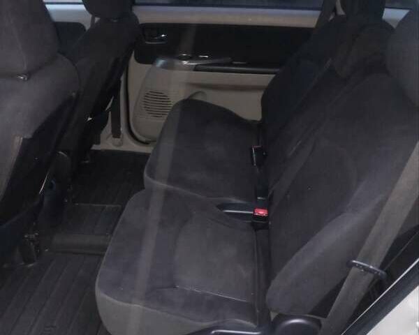 Сірий Міцубісі Грандіс, об'ємом двигуна 2.4 л та пробігом 430 тис. км за 5700 $, фото 5 на Automoto.ua