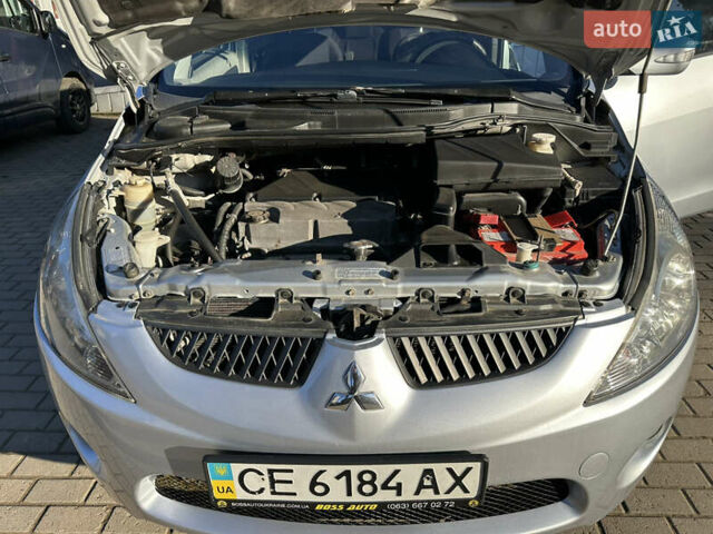 Серый Мицубиси Грандис, объемом двигателя 2.4 л и пробегом 276 тыс. км за 6800 $, фото 43 на Automoto.ua