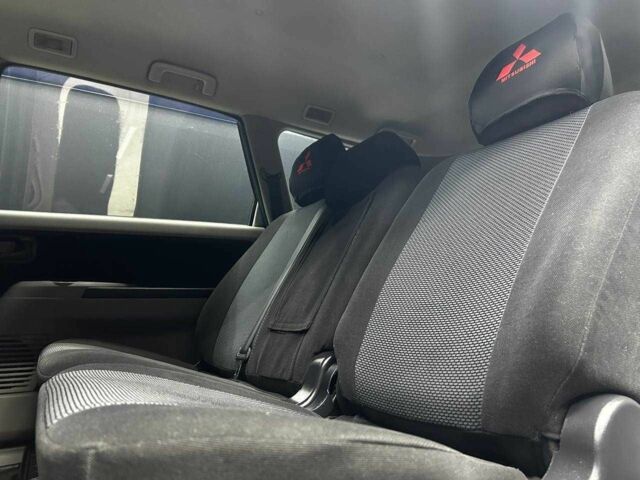 Сірий Міцубісі Грандіс, об'ємом двигуна 2.4 л та пробігом 274 тис. км за 8300 $, фото 16 на Automoto.ua