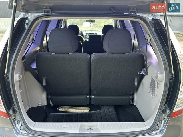 Сірий Міцубісі Грандіс, об'ємом двигуна 2.38 л та пробігом 207 тис. км за 6700 $, фото 24 на Automoto.ua