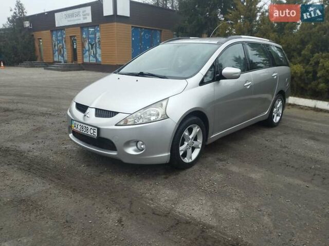 Серый Мицубиси Грандис, объемом двигателя 2.4 л и пробегом 153 тыс. км за 6900 $, фото 6 на Automoto.ua