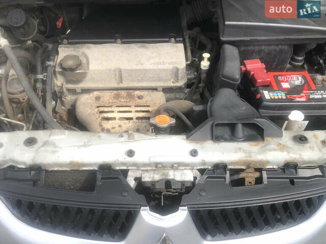 Серый Мицубиси Грандис, объемом двигателя 2.4 л и пробегом 221 тыс. км за 7300 $, фото 8 на Automoto.ua