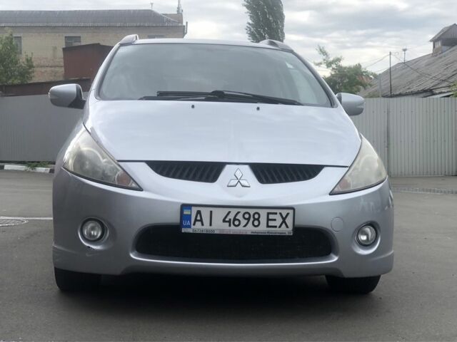 Серый Мицубиси Грандис, объемом двигателя 2.4 л и пробегом 222 тыс. км за 7800 $, фото 8 на Automoto.ua