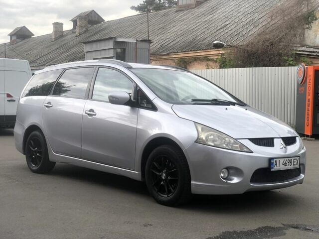 Серый Мицубиси Грандис, объемом двигателя 2.4 л и пробегом 222 тыс. км за 7800 $, фото 6 на Automoto.ua