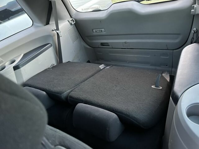 Мицубиси Грандис 2009 в Коломые на Automoto.ua Серый Мицубиси Грандис, объемом двигателя 0 л и пробегом 392 тыс. км за 2600 $, фото 6 на Automoto.ua