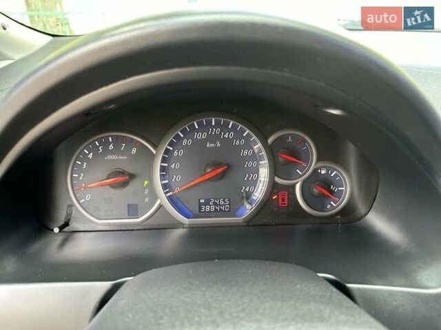 Серый Мицубиси Грандис, объемом двигателя 2.4 л и пробегом 415 тыс. км за 4800 $, фото 1 на Automoto.ua