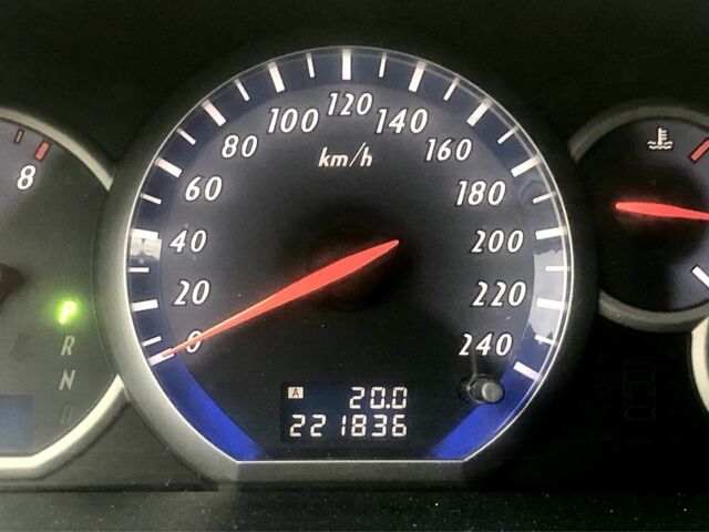 Серый Мицубиси Грандис, объемом двигателя 2.4 л и пробегом 222 тыс. км за 7800 $, фото 13 на Automoto.ua