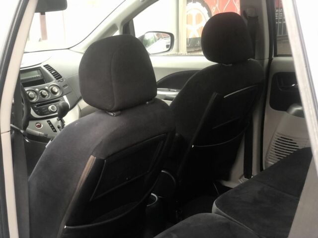 Серый Мицубиси Грандис, объемом двигателя 2.4 л и пробегом 222 тыс. км за 7800 $, фото 10 на Automoto.ua