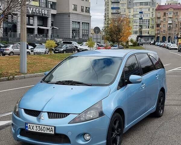 Синий Мицубиси Грандис, объемом двигателя 2.4 л и пробегом 305 тыс. км за 6500 $, фото 8 на Automoto.ua