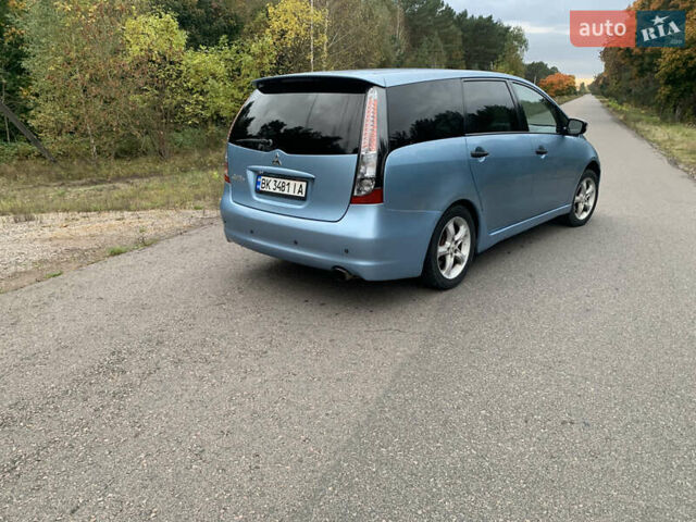 Синий Мицубиси Грандис, объемом двигателя 2.38 л и пробегом 320 тыс. км за 4800 $, фото 7 на Automoto.ua