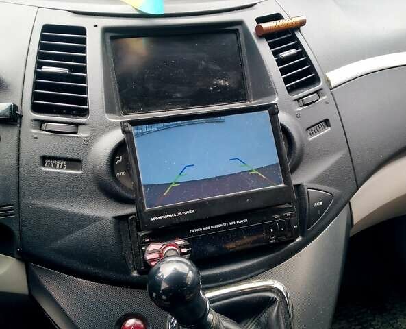 Синий Мицубиси Грандис, объемом двигателя 2 л и пробегом 267 тыс. км за 7000 $, фото 6 на Automoto.ua