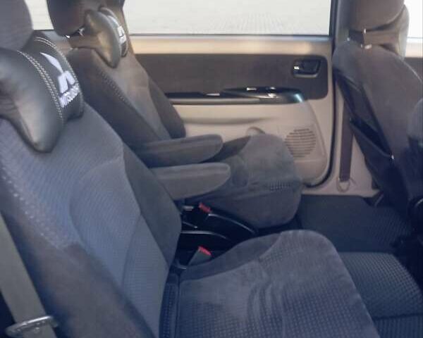 Синій Міцубісі Грандіс, об'ємом двигуна 2 л та пробігом 339 тис. км за 7000 $, фото 11 на Automoto.ua