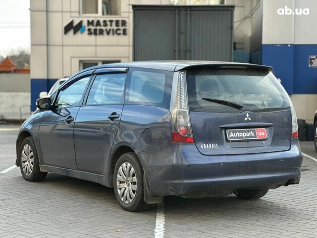 Синий Мицубиси Грандис, объемом двигателя 2.4 л и пробегом 250 тыс. км за 6490 $, фото 5 на Automoto.ua
