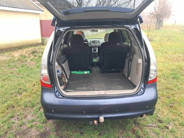 Синий Мицубиси Грандис, объемом двигателя 2 л и пробегом 291 тыс. км за 5400 $, фото 6 на Automoto.ua