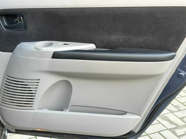 Синий Мицубиси Грандис, объемом двигателя 2.4 л и пробегом 250 тыс. км за 6490 $, фото 15 на Automoto.ua