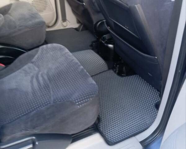 Синій Міцубісі Грандіс, об'ємом двигуна 2 л та пробігом 339 тис. км за 7000 $, фото 9 на Automoto.ua