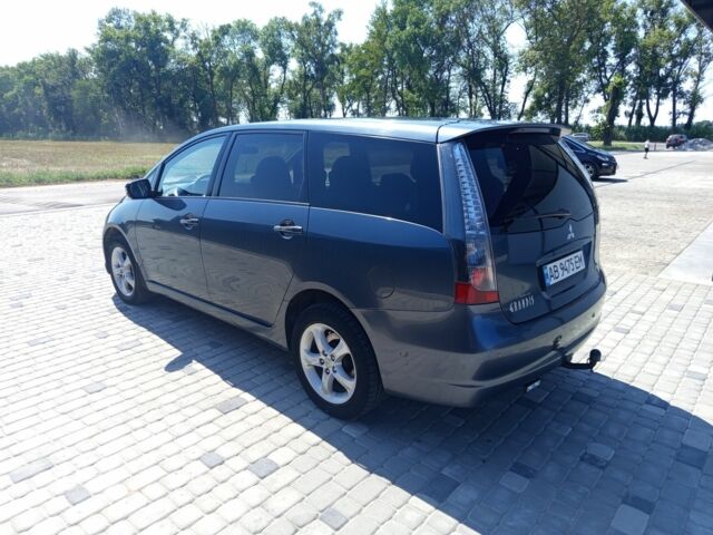 Синий Мицубиси Грандис, объемом двигателя 2 л и пробегом 320 тыс. км за 6550 $, фото 4 на Automoto.ua