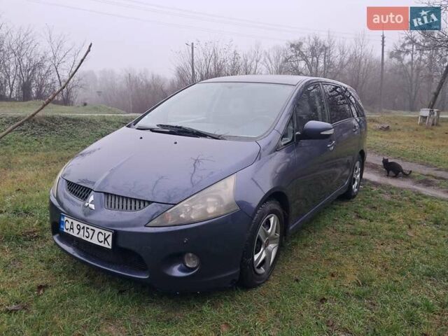 Синій Міцубісі Грандіс, об'ємом двигуна 2 л та пробігом 291 тис. км за 5400 $, фото 1 на Automoto.ua
