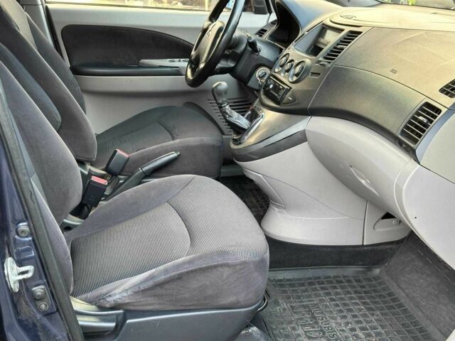 Синий Мицубиси Грандис, объемом двигателя 2.4 л и пробегом 250 тыс. км за 6490 $, фото 19 на Automoto.ua