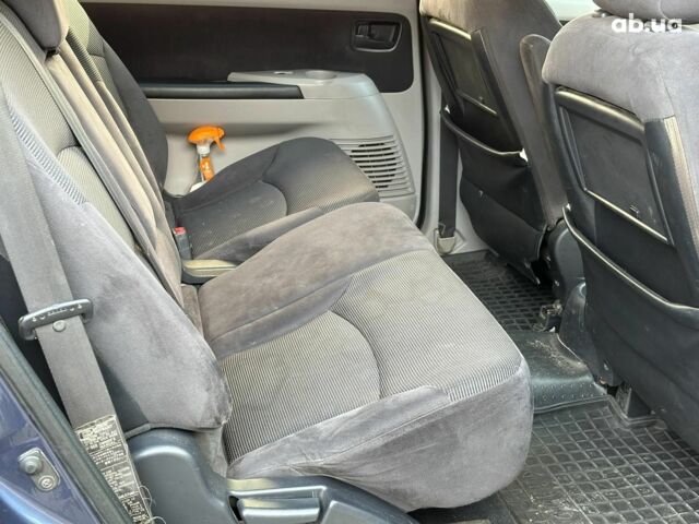 Синий Мицубиси Грандис, объемом двигателя 2.4 л и пробегом 250 тыс. км за 6490 $, фото 14 на Automoto.ua