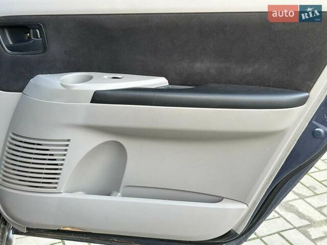 Синій Міцубісі Грандіс, об'ємом двигуна 2.4 л та пробігом 250 тис. км за 6490 $, фото 15 на Automoto.ua