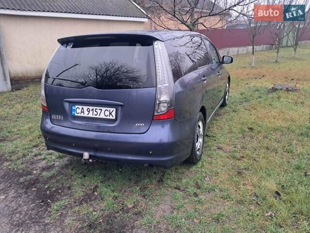 Синій Міцубісі Грандіс, об'ємом двигуна 2 л та пробігом 291 тис. км за 5400 $, фото 6 на Automoto.ua