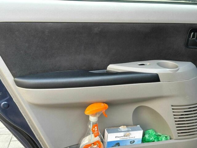 Синий Мицубиси Грандис, объемом двигателя 2.4 л и пробегом 250 тыс. км за 6490 $, фото 13 на Automoto.ua