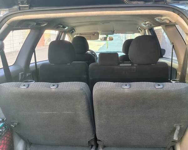 Синий Мицубиси Грандис, объемом двигателя 2.4 л и пробегом 380 тыс. км за 5700 $, фото 6 на Automoto.ua