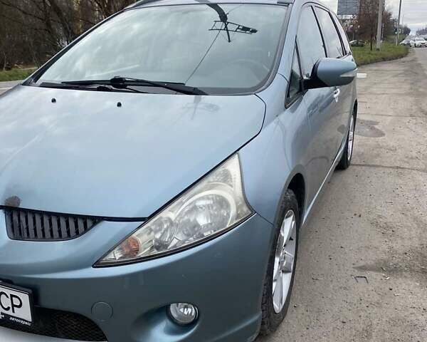 Зеленый Мицубиси Грандис, объемом двигателя 2 л и пробегом 254 тыс. км за 6500 $, фото 2 на Automoto.ua