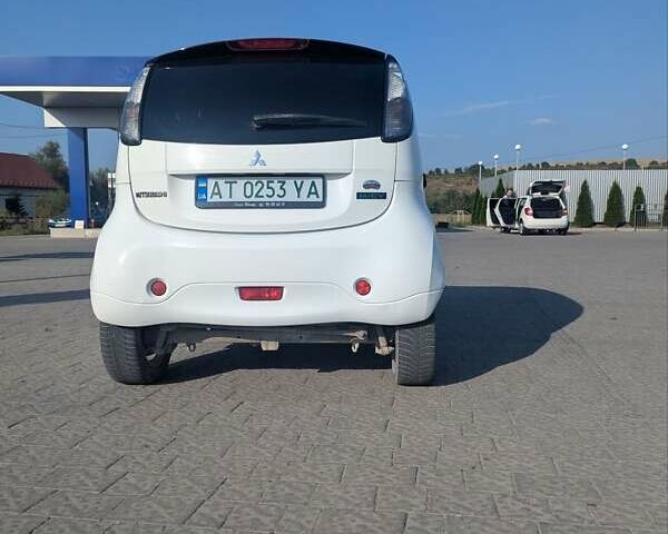 Білий Міцубісі І-Мієв, об'ємом двигуна 0 л та пробігом 122 тис. км за 4750 $, фото 7 на Automoto.ua