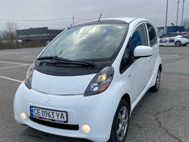 Белый Мицубиси И-Миев, объемом двигателя 0 л и пробегом 100 тыс. км за 4600 $, фото 3 на Automoto.ua