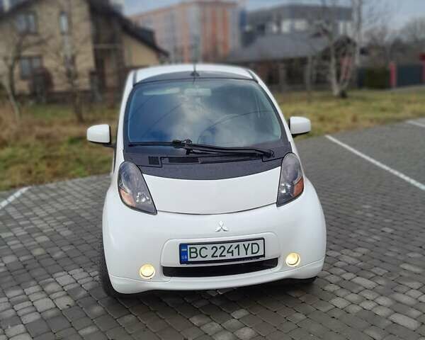 Белый Мицубиси И-Миев, объемом двигателя 0 л и пробегом 95 тыс. км за 4400 $, фото 8 на Automoto.ua