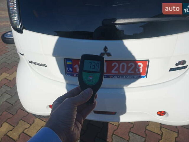 Білий Міцубісі І-Мієв, об'ємом двигуна 0 л та пробігом 93 тис. км за 3777 $, фото 60 на Automoto.ua