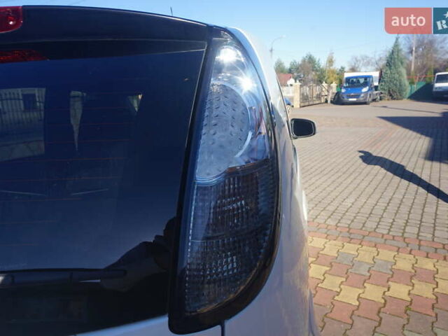 Білий Міцубісі І-Мієв, об'ємом двигуна 0 л та пробігом 93 тис. км за 3777 $, фото 23 на Automoto.ua