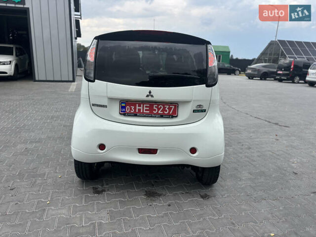 Білий Міцубісі І-Мієв, об'ємом двигуна 0 л та пробігом 110 тис. км за 3999 $, фото 6 на Automoto.ua