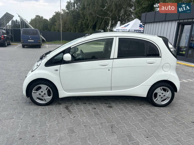 Білий Міцубісі І-Мієв, об'ємом двигуна 0 л та пробігом 110 тис. км за 3999 $, фото 4 на Automoto.ua