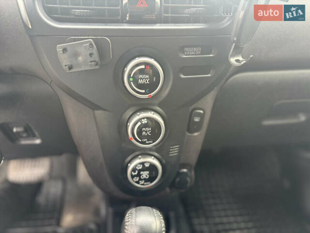 Білий Міцубісі І-Мієв, об'ємом двигуна 0 л та пробігом 110 тис. км за 3999 $, фото 17 на Automoto.ua