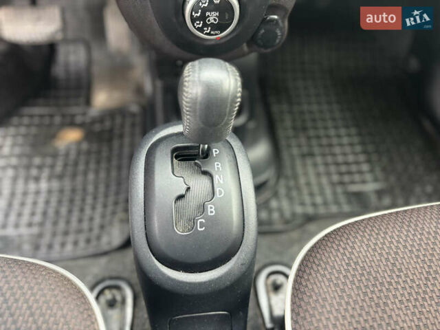 Білий Міцубісі І-Мієв, об'ємом двигуна 0 л та пробігом 110 тис. км за 3999 $, фото 18 на Automoto.ua