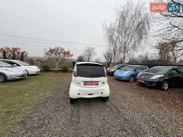 Белый Мицубиси И-Миев, объемом двигателя 0 л и пробегом 166 тыс. км за 3100 $, фото 16 на Automoto.ua