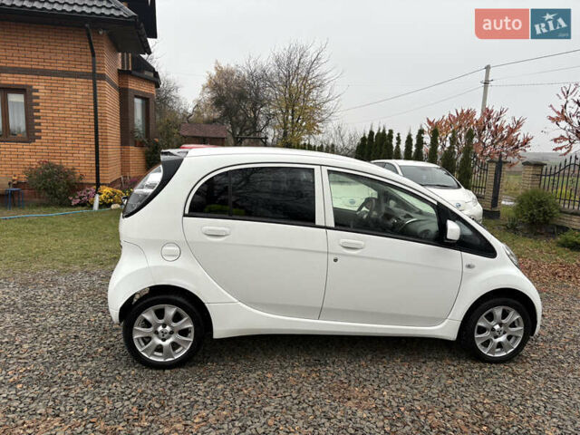 Белый Мицубиси И-Миев, объемом двигателя 0 л и пробегом 166 тыс. км за 3100 $, фото 5 на Automoto.ua