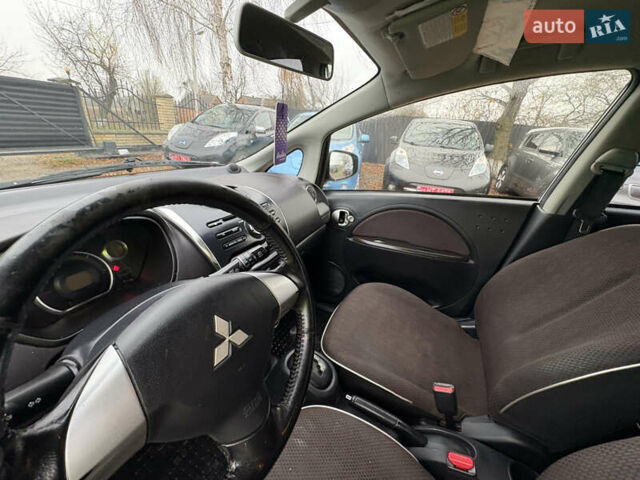 Белый Мицубиси И-Миев, объемом двигателя 0 л и пробегом 166 тыс. км за 3100 $, фото 23 на Automoto.ua