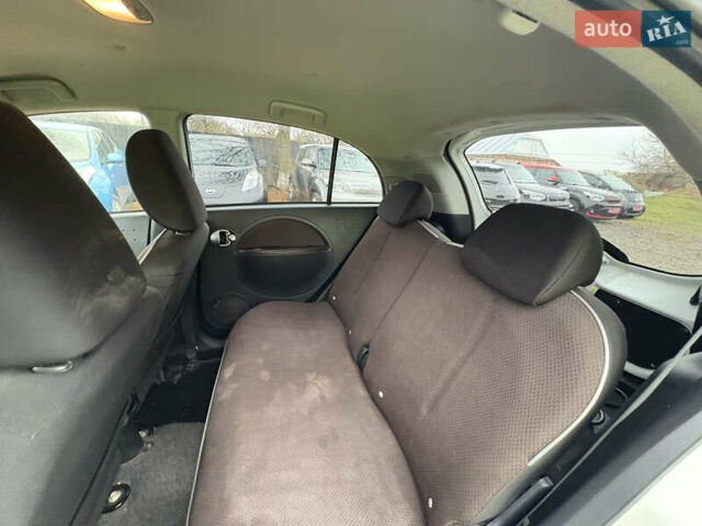 Белый Мицубиси И-Миев, объемом двигателя 0 л и пробегом 166 тыс. км за 3100 $, фото 22 на Automoto.ua